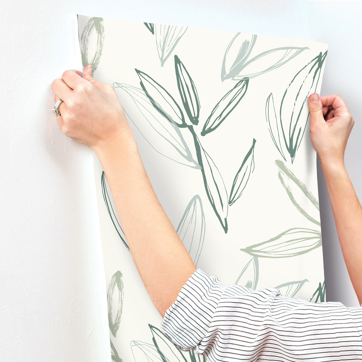 4197-27856-peel-and-stick-wallpaper-stick-application-step