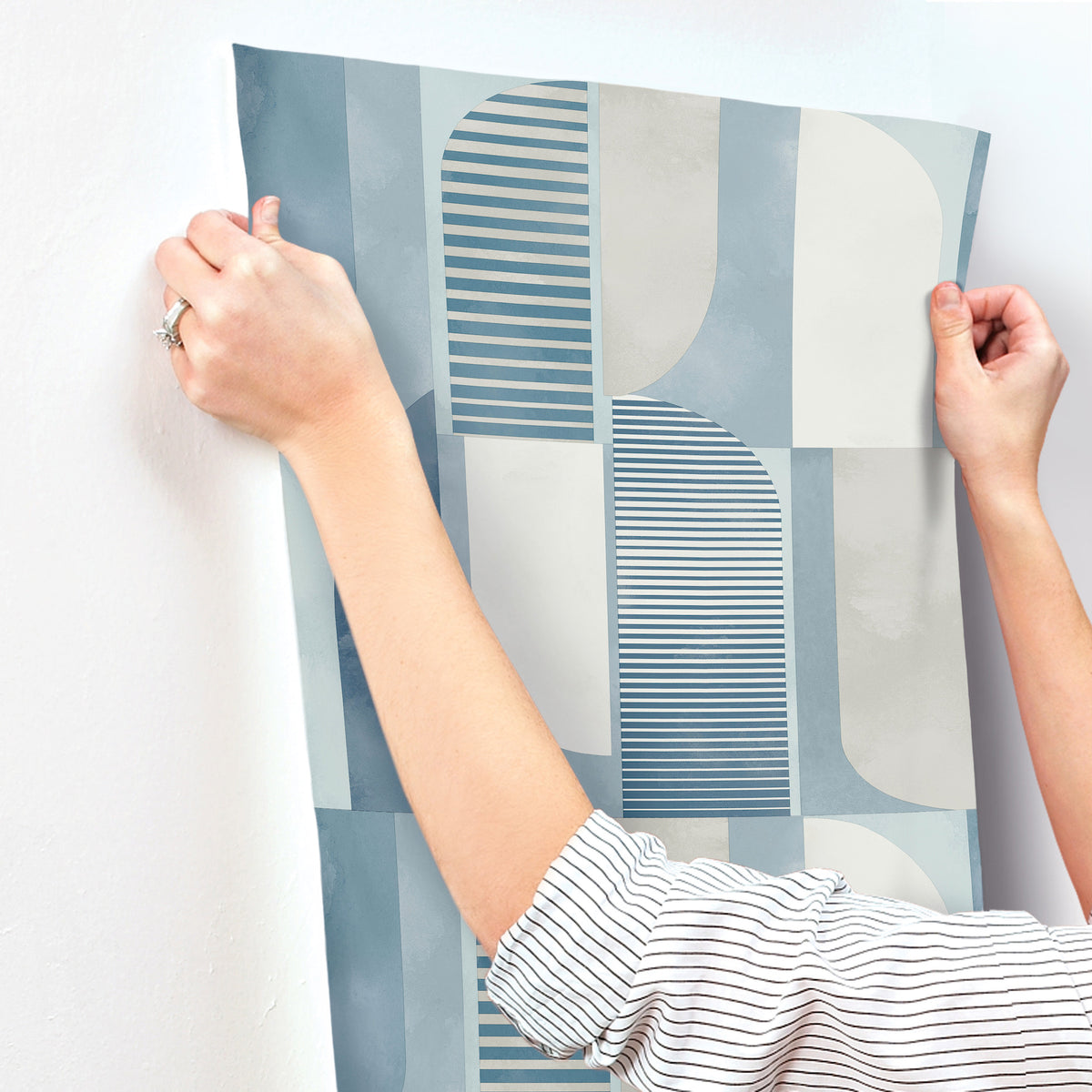 4197-27880-peel-and-stick-wallpaper-stick-application-step