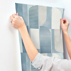 4197-27880-peel-and-stick-wallpaper-stick-application-step
