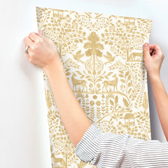 4197-83756-peel-and-stick-wallpaper-stick-application-step