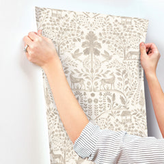 4197-83757-peel-and-stick-wallpaper-stick-application-step
