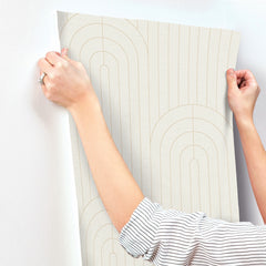 4198-27827-peel-and-stick-wallpaper-stick-application-step