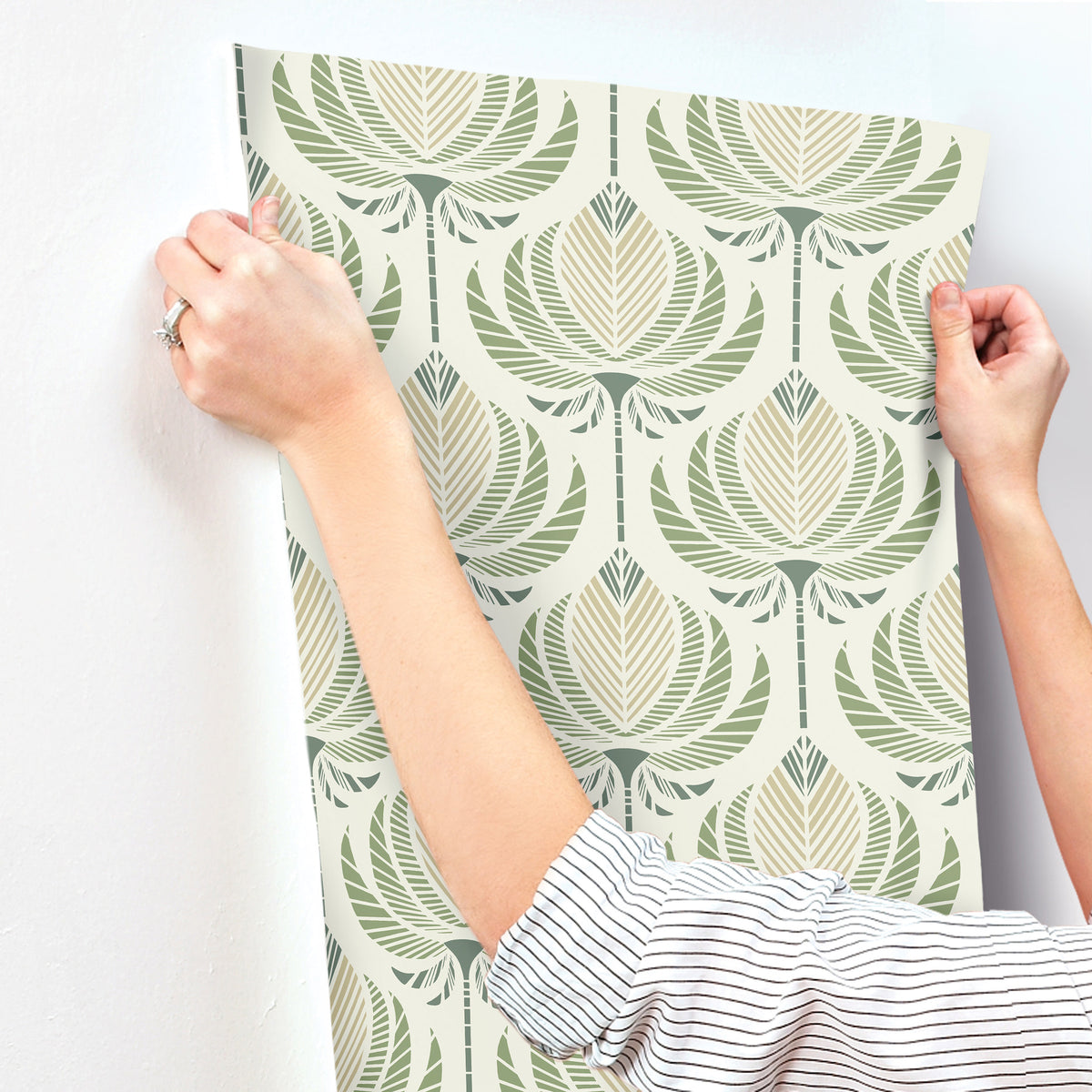 4198-27830-peel-and-stick-wallpaper-stick-application-step