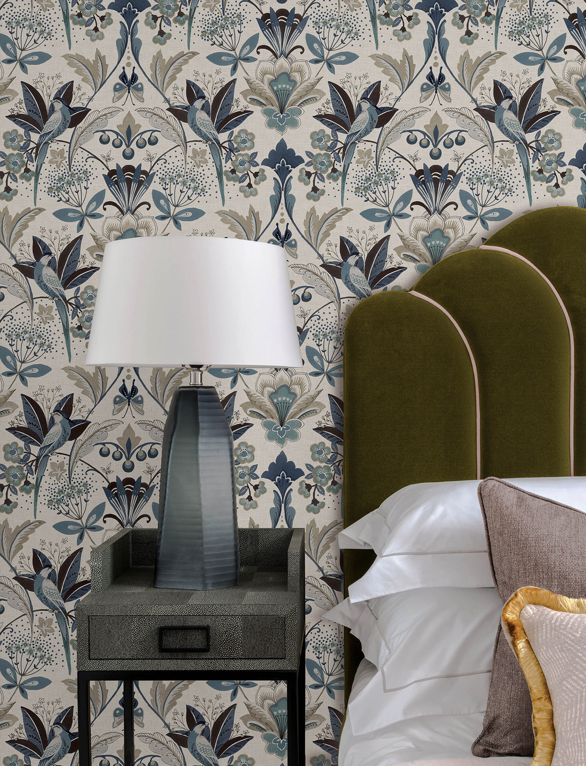 4198-27835-peel-and-stick-wallpaper-room-scene-detail-closeup