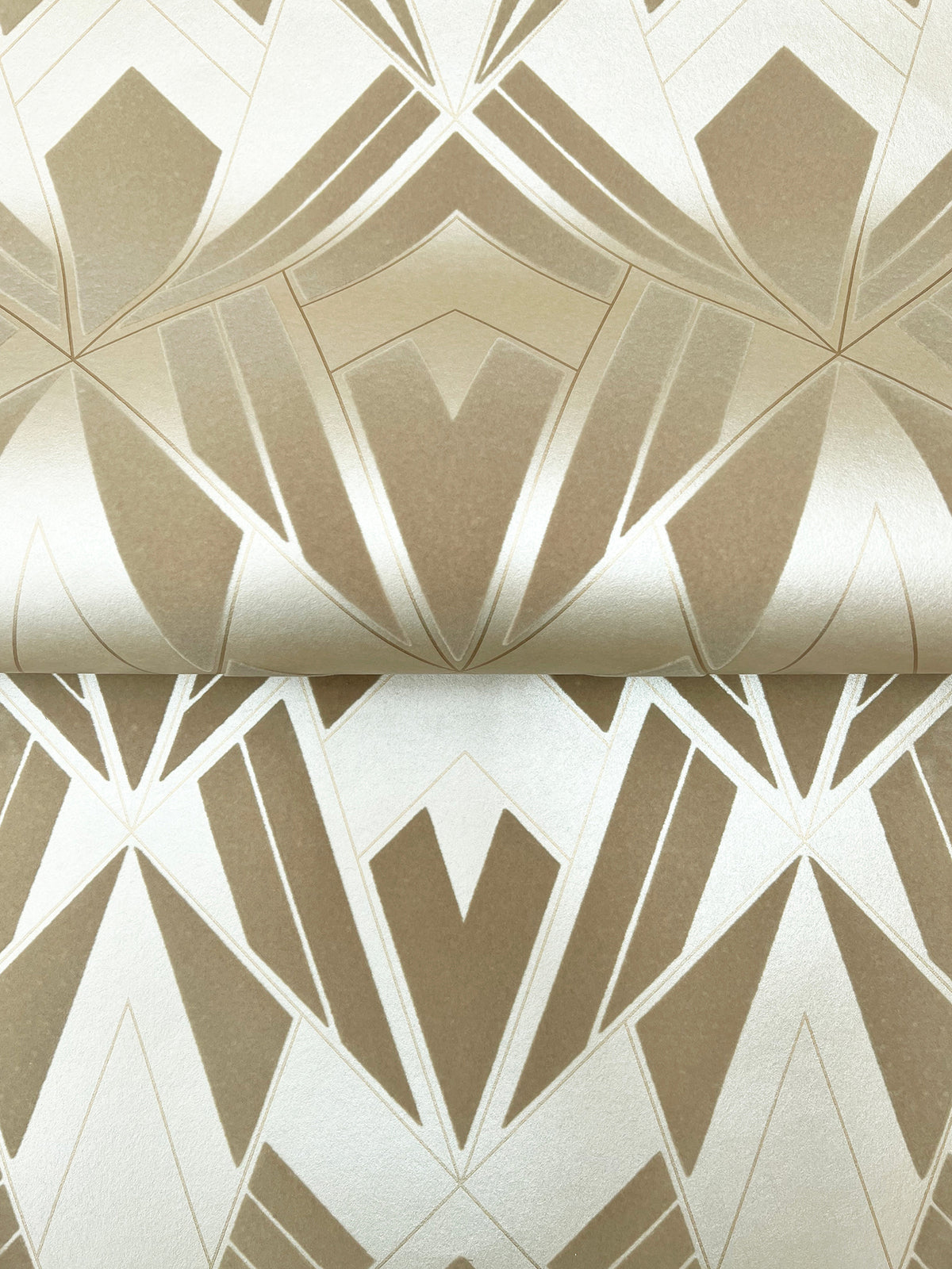 4198-87400-peel-and-stick-wallpaper-detail-closeup