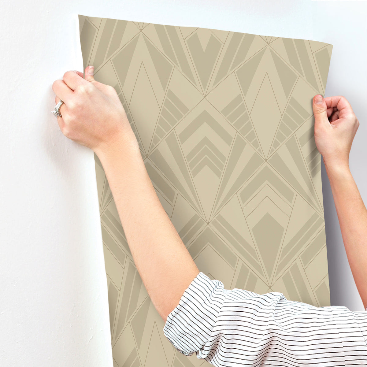 4198-87400-peel-and-stick-wallpaper-stick-application-step