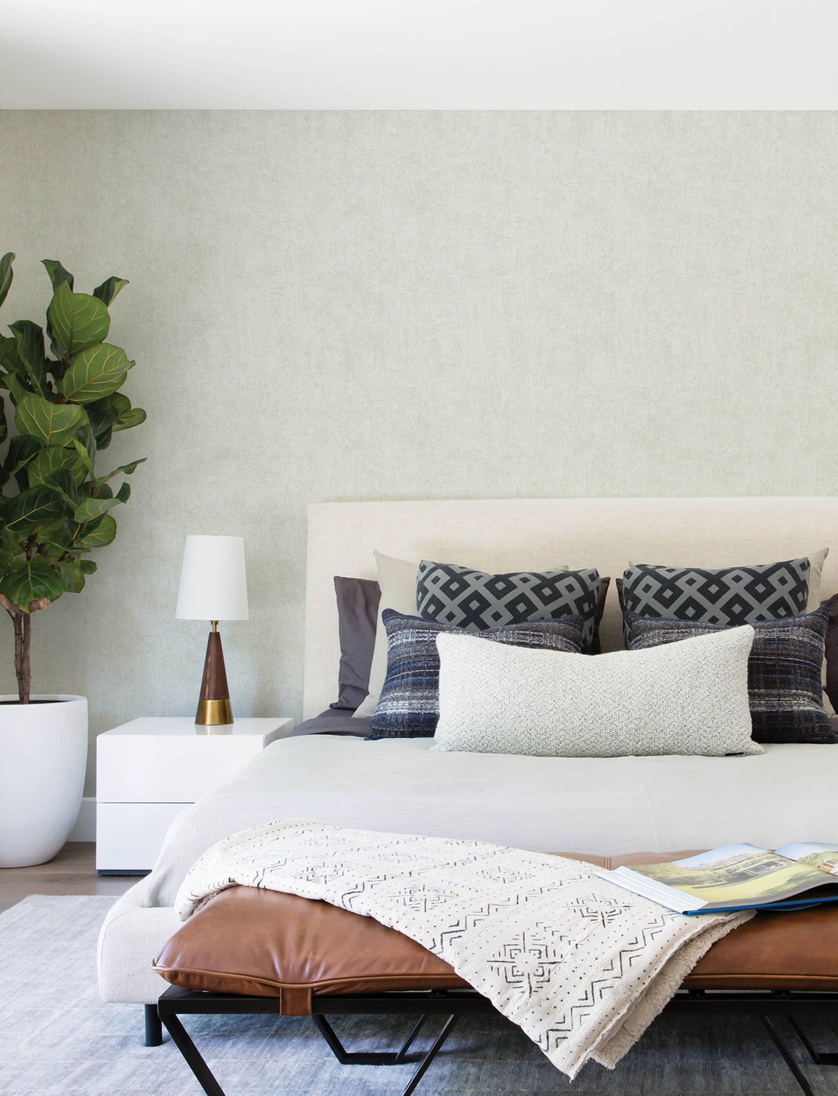 4199-27770-peel-and-stick-wallpaper-room-scene-detail-closeup