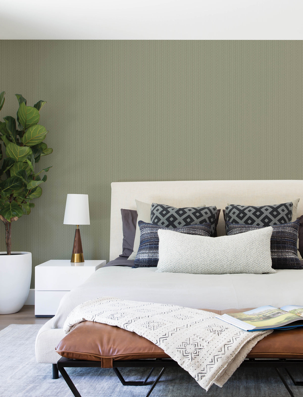 4199-27779-peel-and-stick-wallpaper-room-scene-detail-closeup