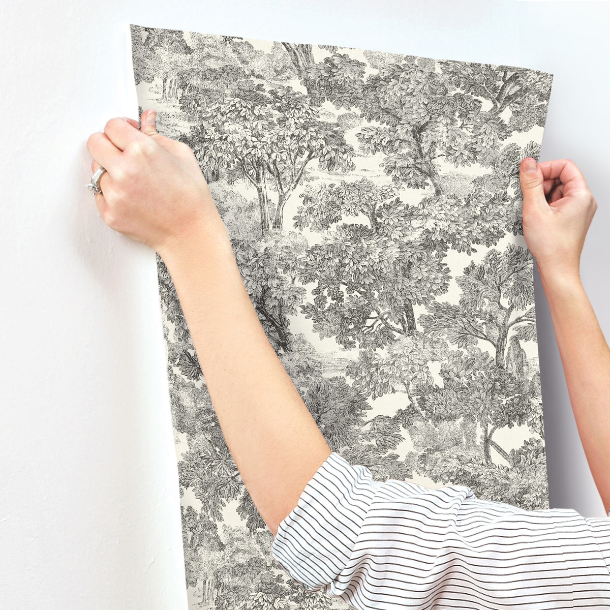 4199-72558-peel-and-stick-wallpaper-stick-application-step