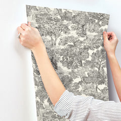 4199-72558-peel-and-stick-wallpaper-stick-application-step