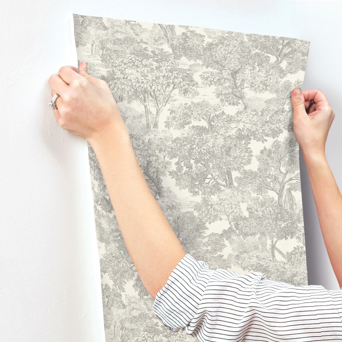 4199-72560-peel-and-stick-wallpaper-stick-application-step