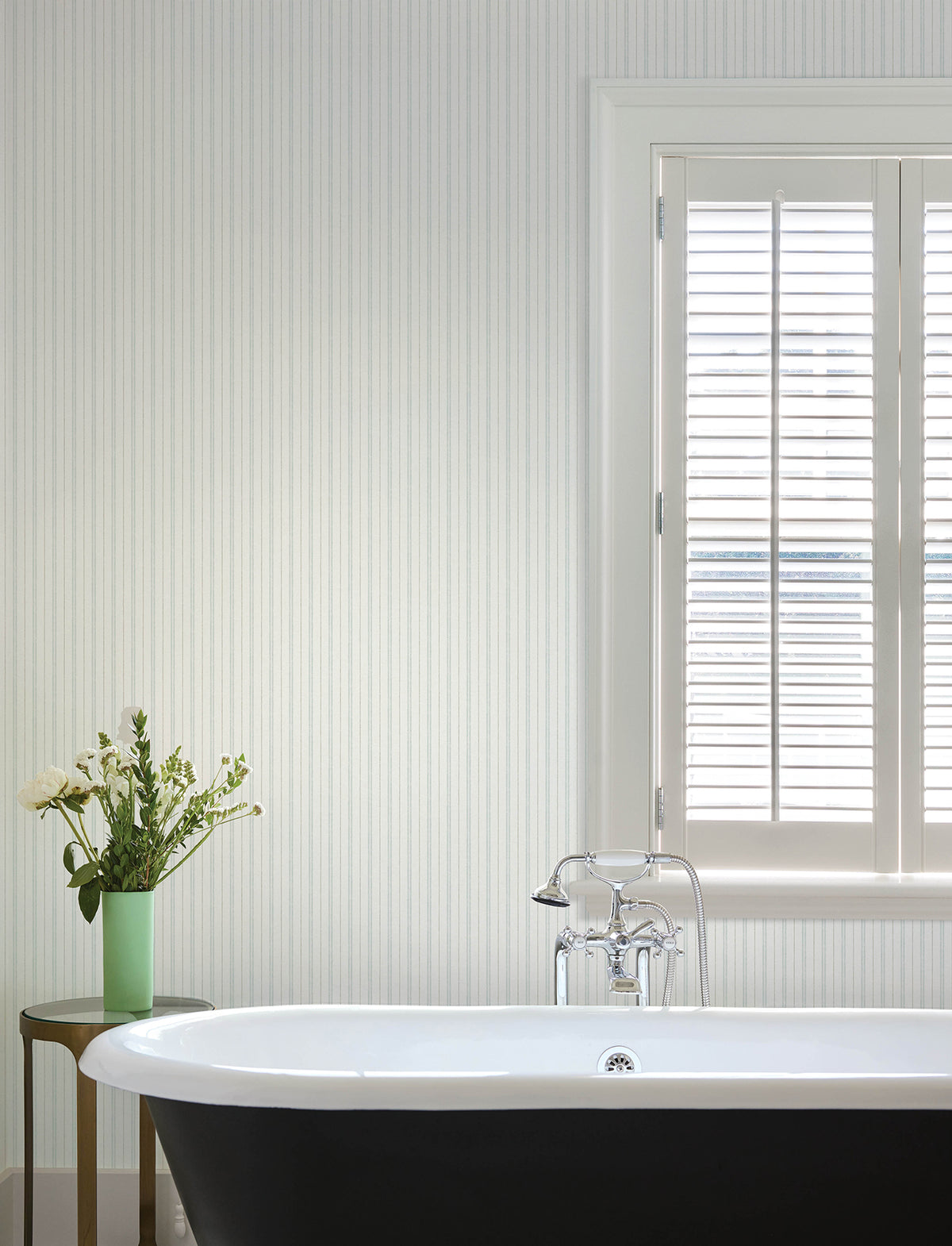 4199-83425-peel-and-stick-wallpaper-room-scene
