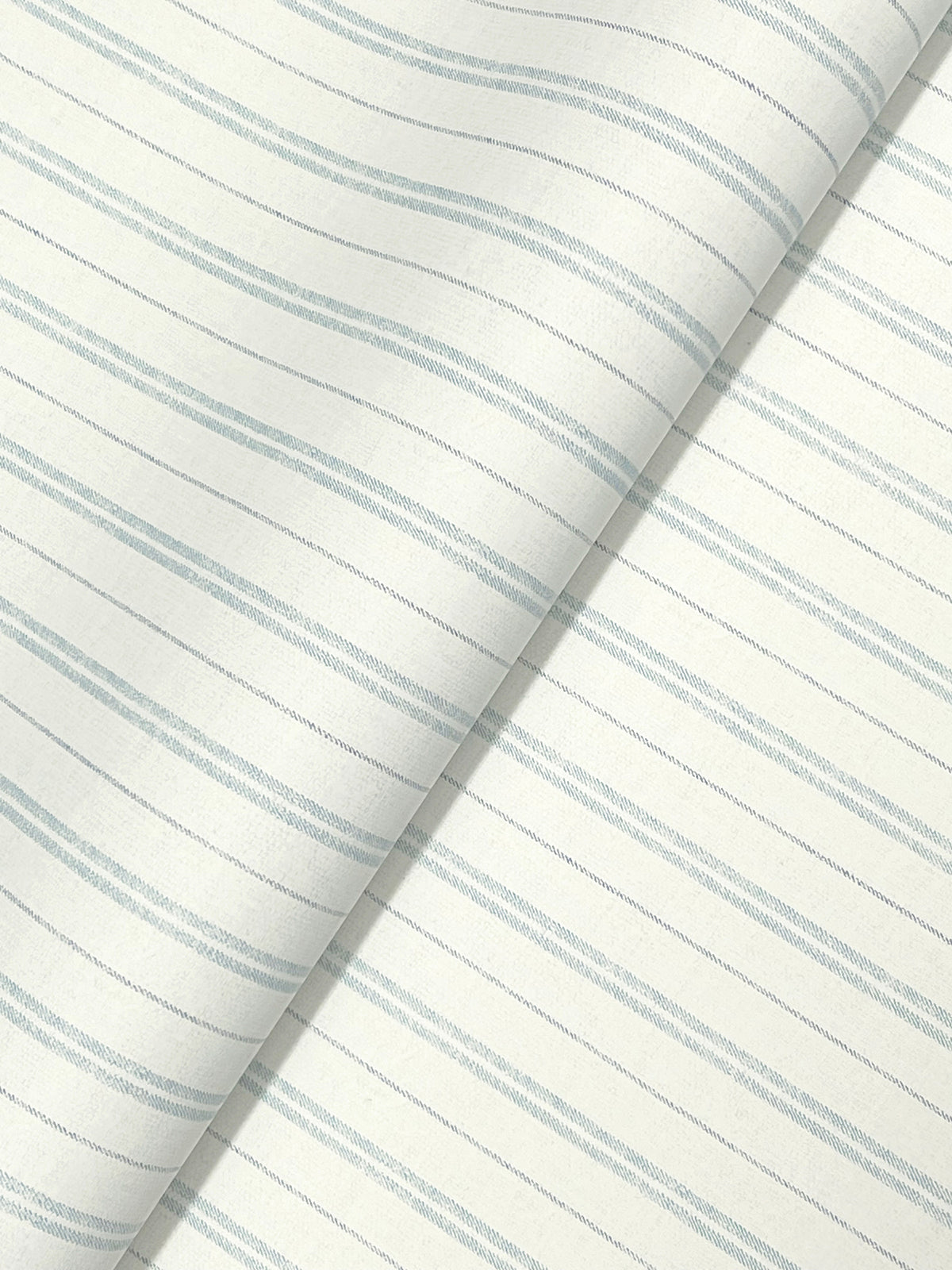 4199-83426-peel-and-stick-wallpaper-detail-closeup