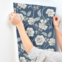 4199-83710-peel-and-stick-wallpaper-stick-application-step