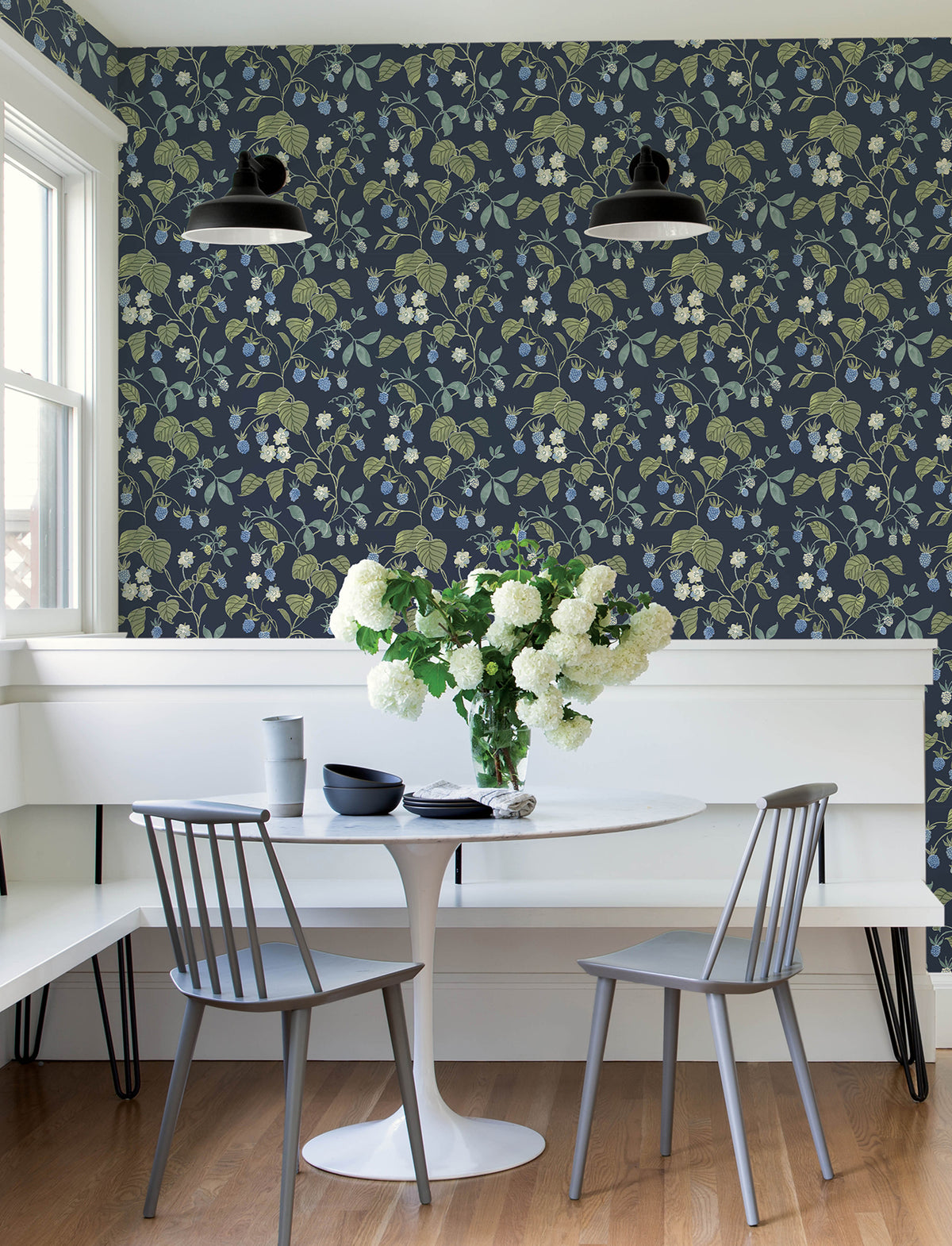4199-83714-peel-and-stick-wallpaper-room-scene
