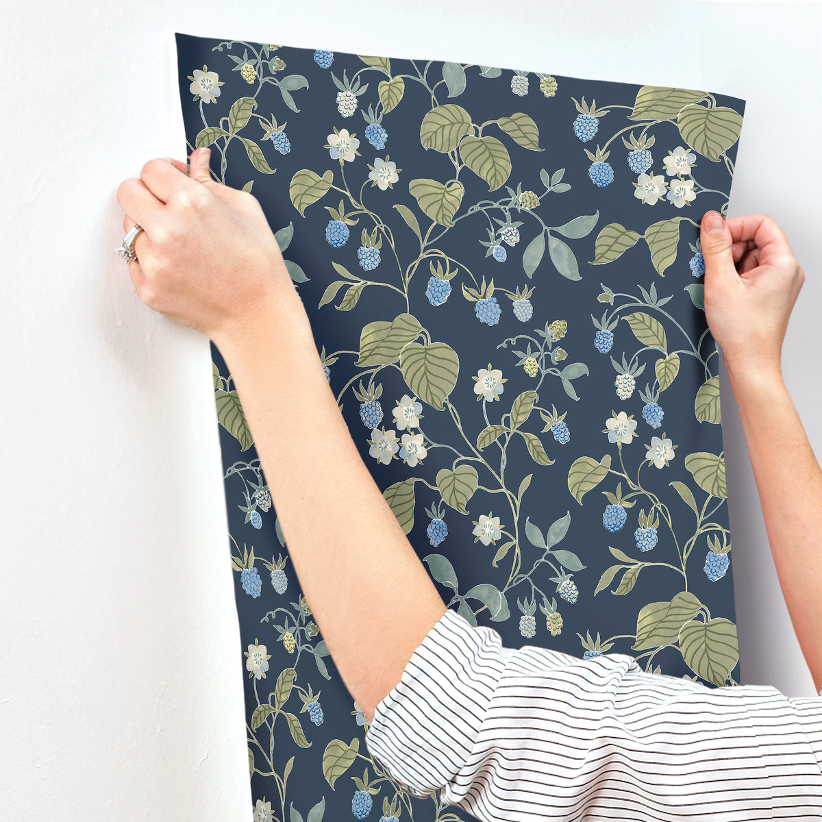 4199-83714-peel-and-stick-wallpaper-stick-application-step