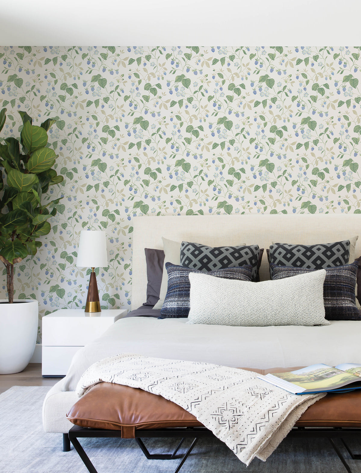 4199-83715-peel-and-stick-wallpaper-room-scene-detail-closeup