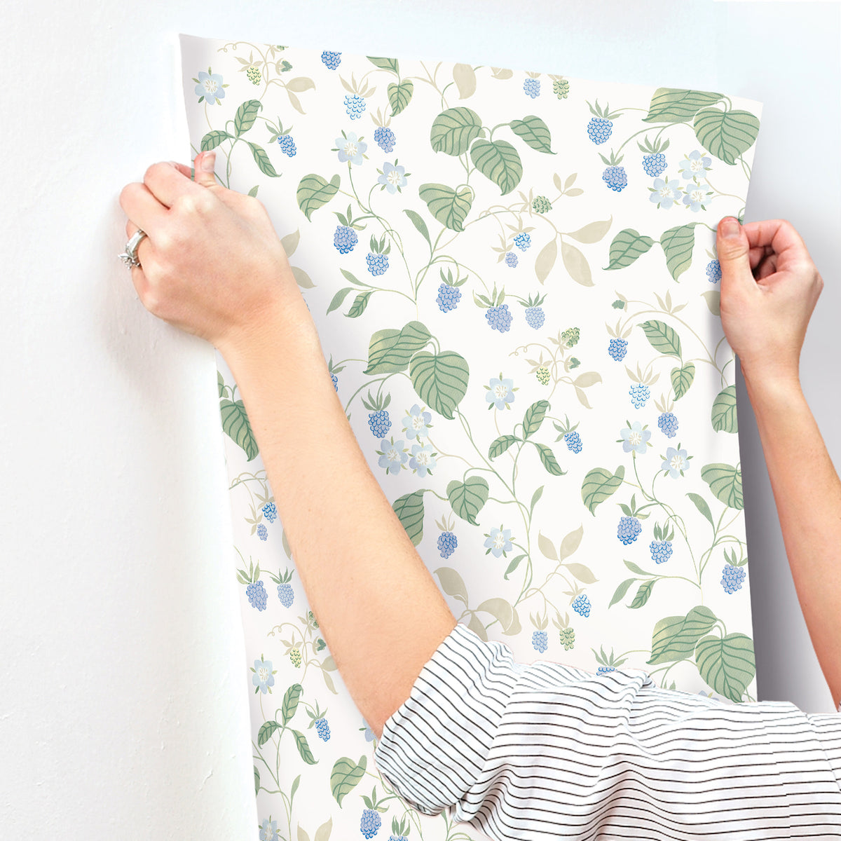 4199-83715-peel-and-stick-wallpaper-stick-application-step