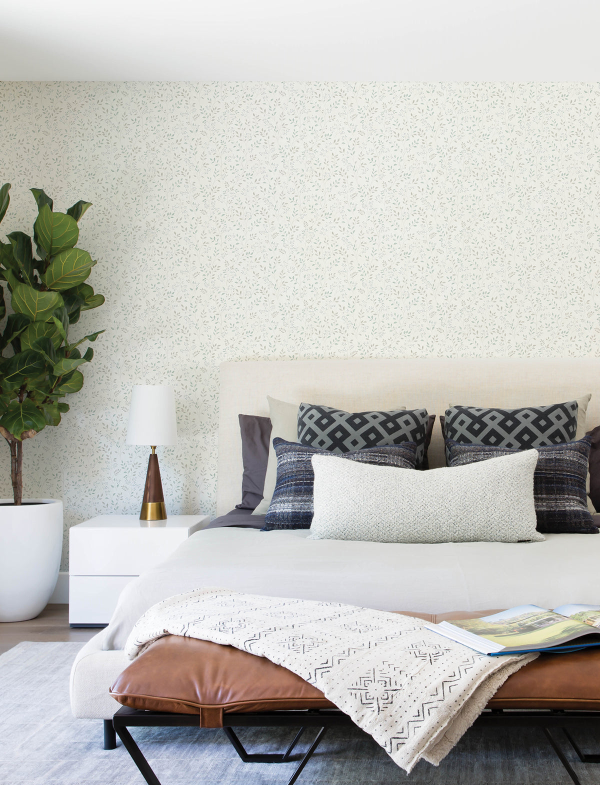 4199-83740-peel-and-stick-wallpaper-room-scene-detail-closeup