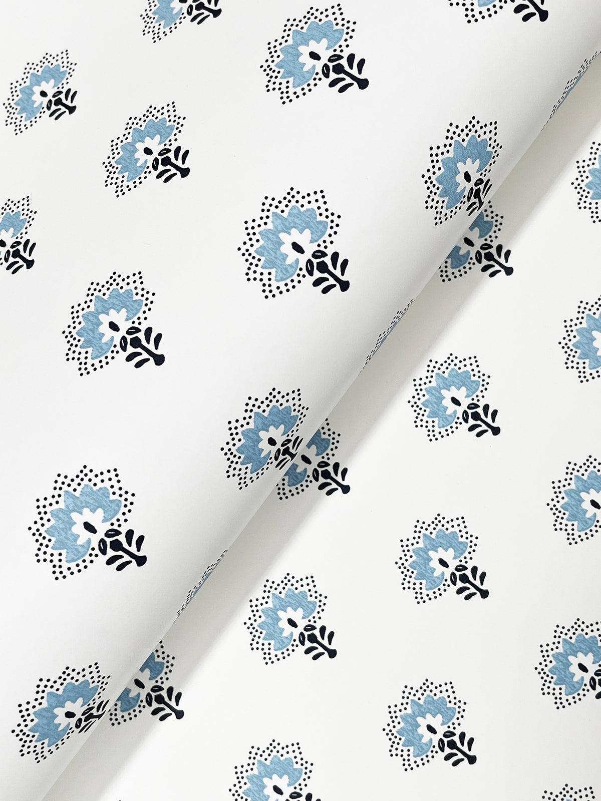 4199-83751-peel-and-stick-wallpaper-detail-closeup