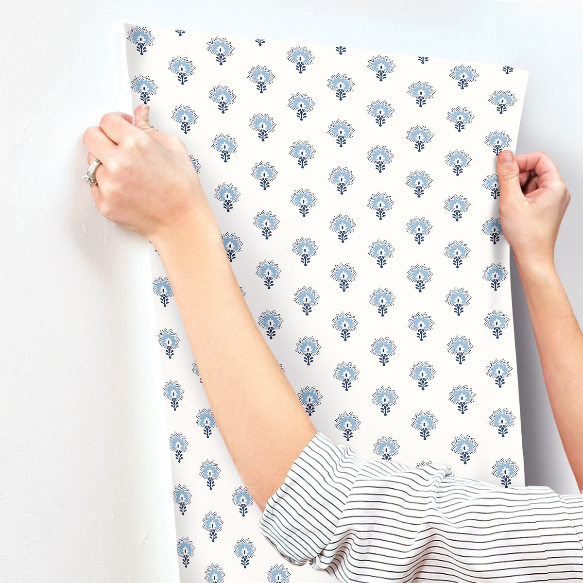 4199-83751-peel-and-stick-wallpaper-stick-application-step