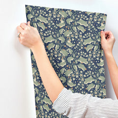 4201-48027-peel-and-stick-wallpaper-stick-application-step