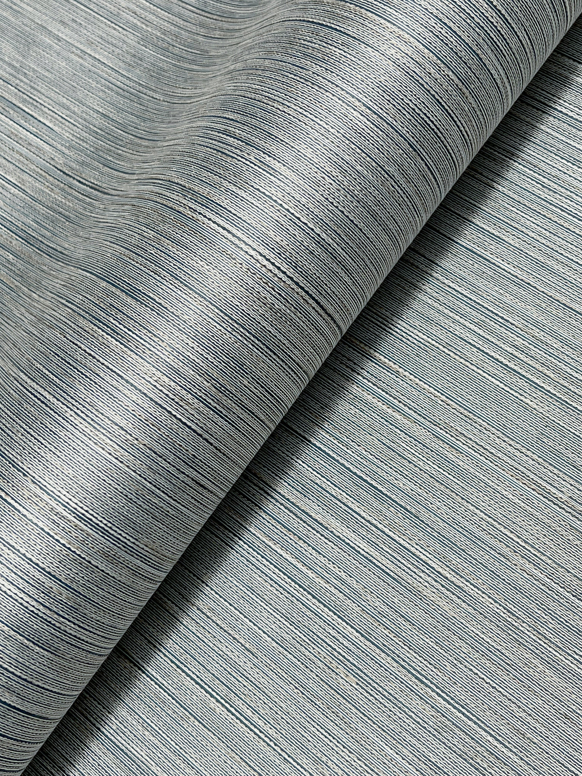 4211-83501-peel-and-stick-wallpaper-detail-closeup