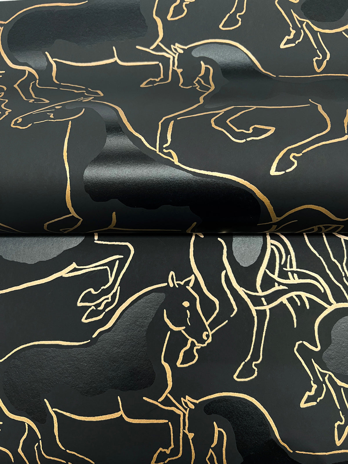 4211-83504-peel-and-stick-wallpaper-detail-closeup