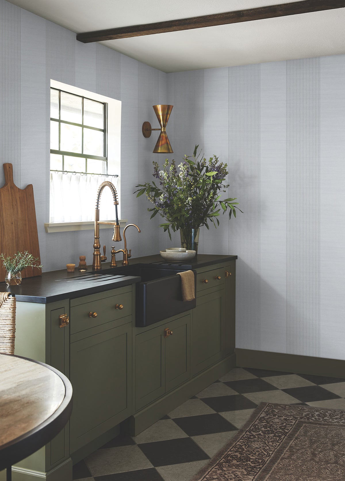 4211-83528-peel-and-stick-wallpaper-room-scene