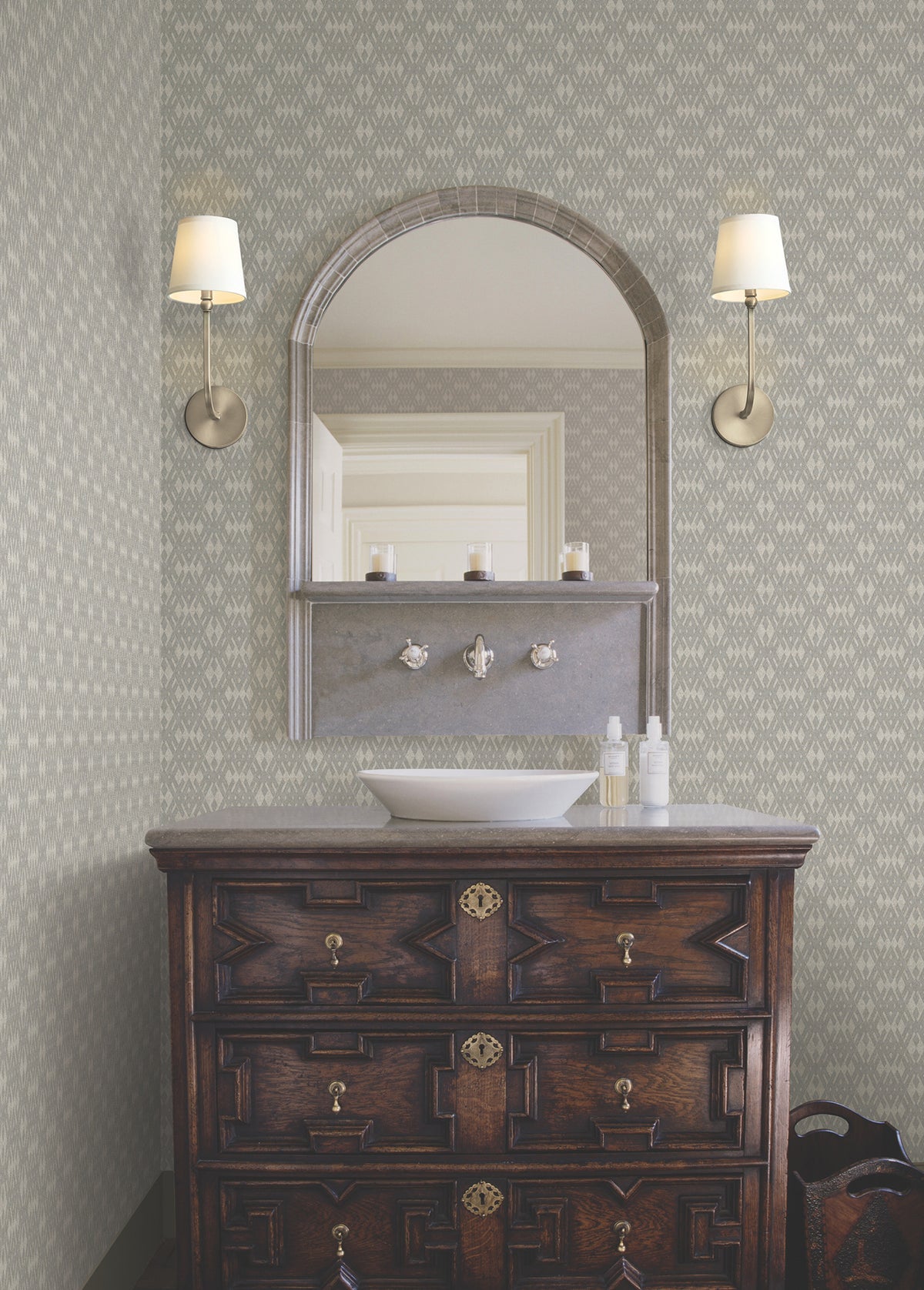 4211-83545-peel-and-stick-wallpaper-room-scene