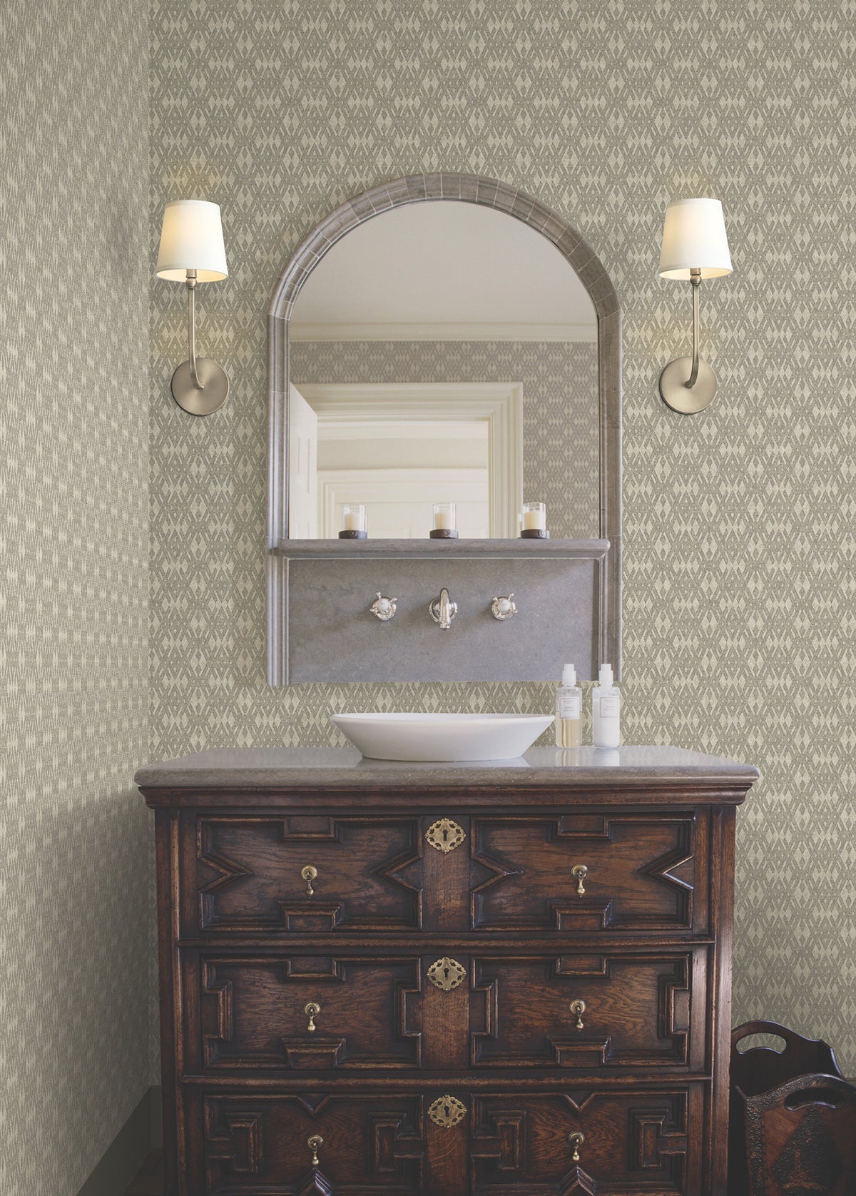 4211-83547-peel-and-stick-wallpaper-room-scene