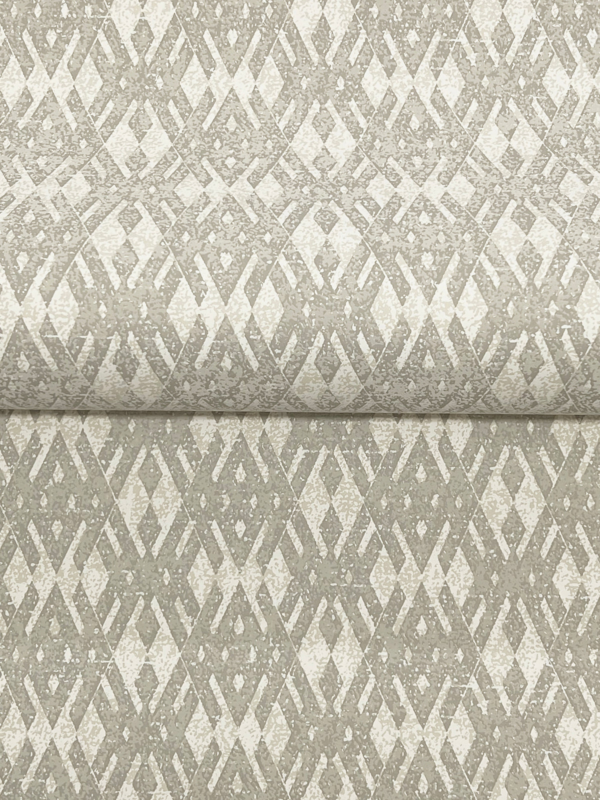 4211-83547-peel-and-stick-wallpaper-detail-closeup