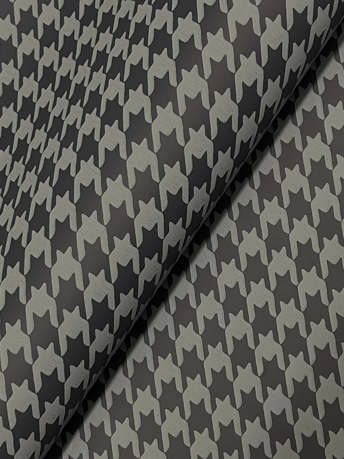 4211-83561-peel-and-stick-wallpaper-detail-closeup