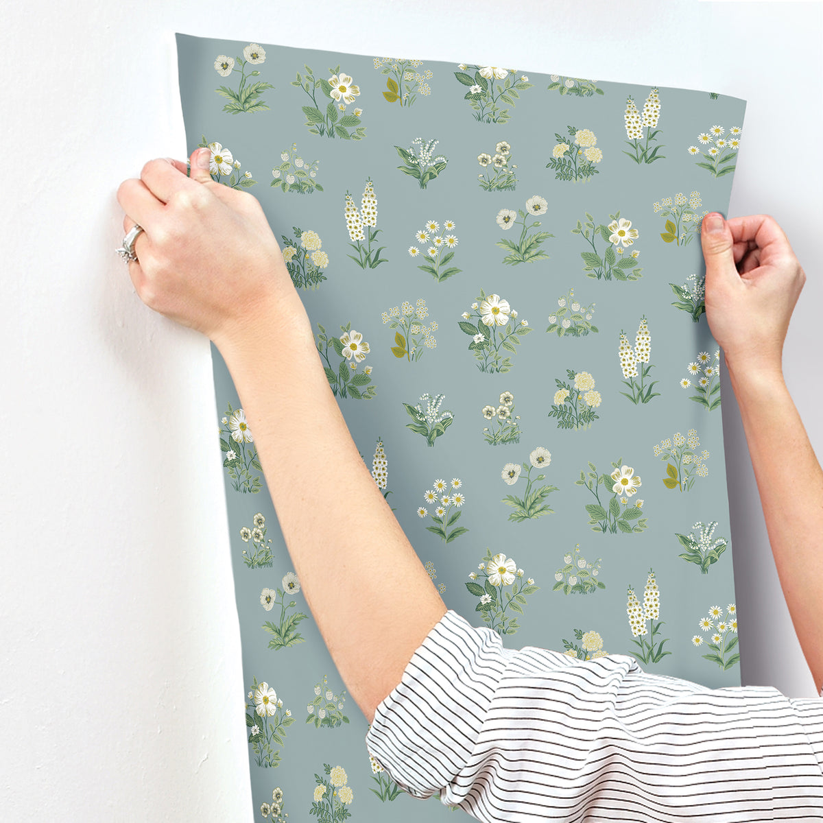 4212-84373-peel-and-stick-wallpaper-stick-application-step