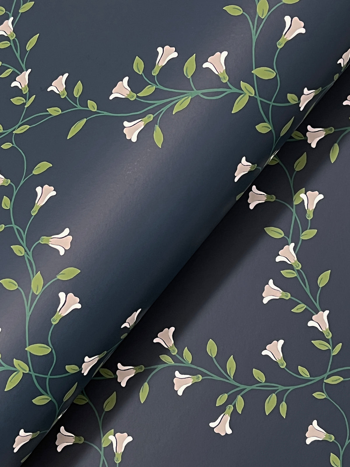 4212-84390-peel-and-stick-wallpaper-detail-closeup