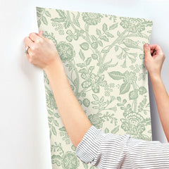 4212-84399-peel-and-stick-wallpaper-stick-application-step