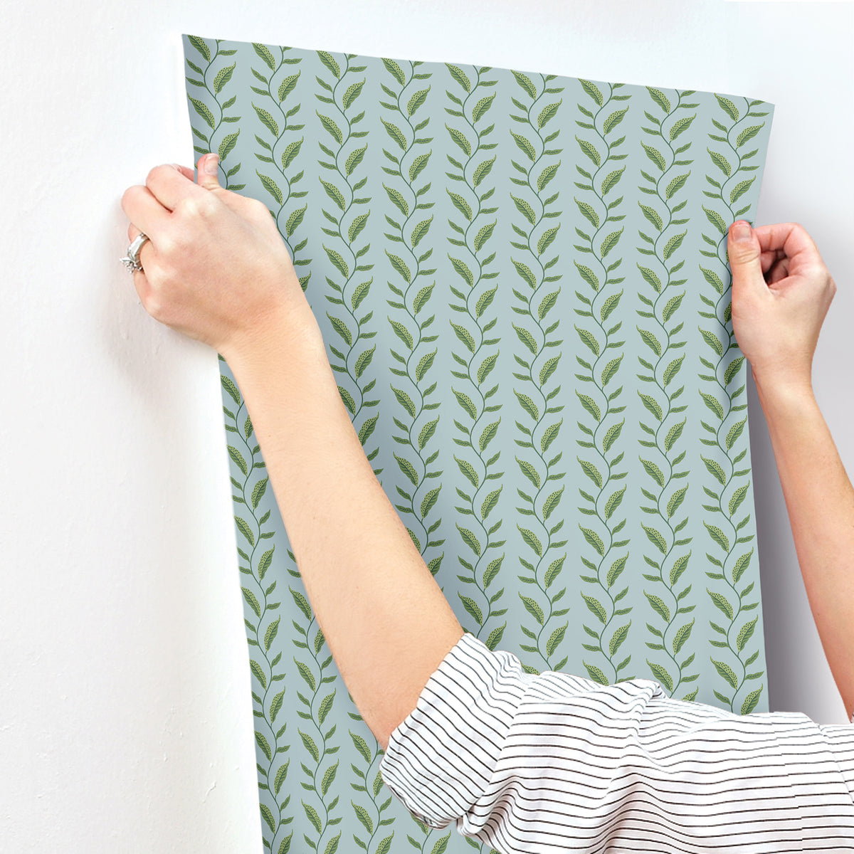 4212-84406-peel-and-stick-wallpaper-stick-application-step