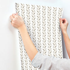 4212-84407-peel-and-stick-wallpaper-stick-application-step