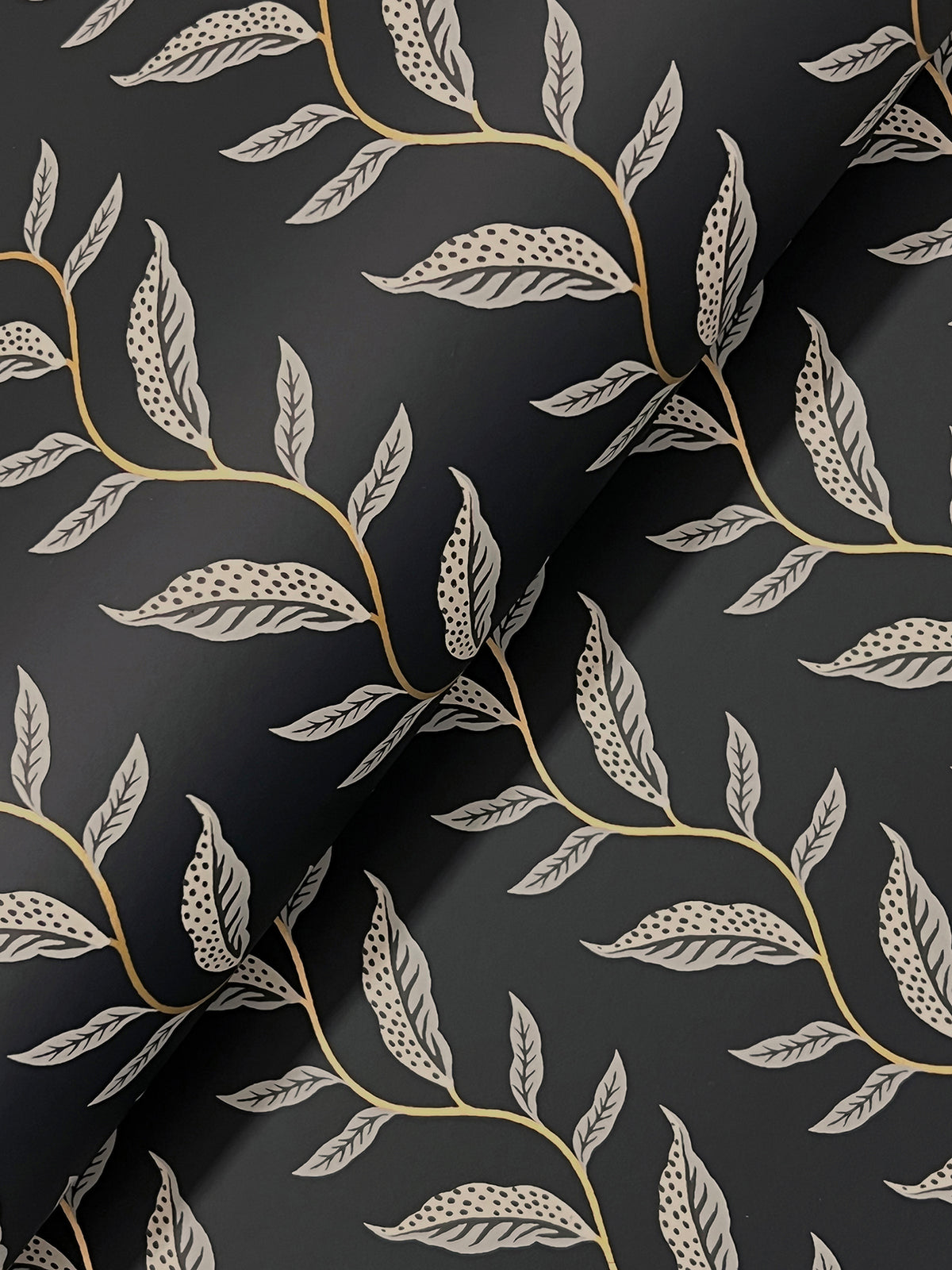 4212-84408-peel-and-stick-wallpaper-detail-closeup