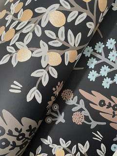 4212-84409-peel-and-stick-wallpaper-detail-closeup