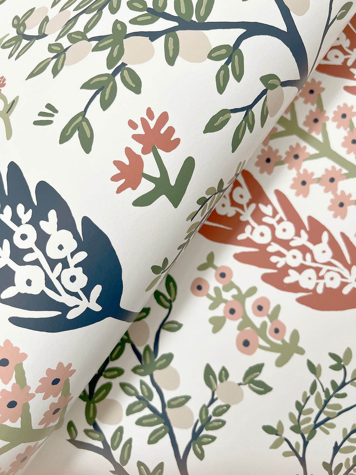 4212-84413-peel-and-stick-wallpaper-detail-closeup