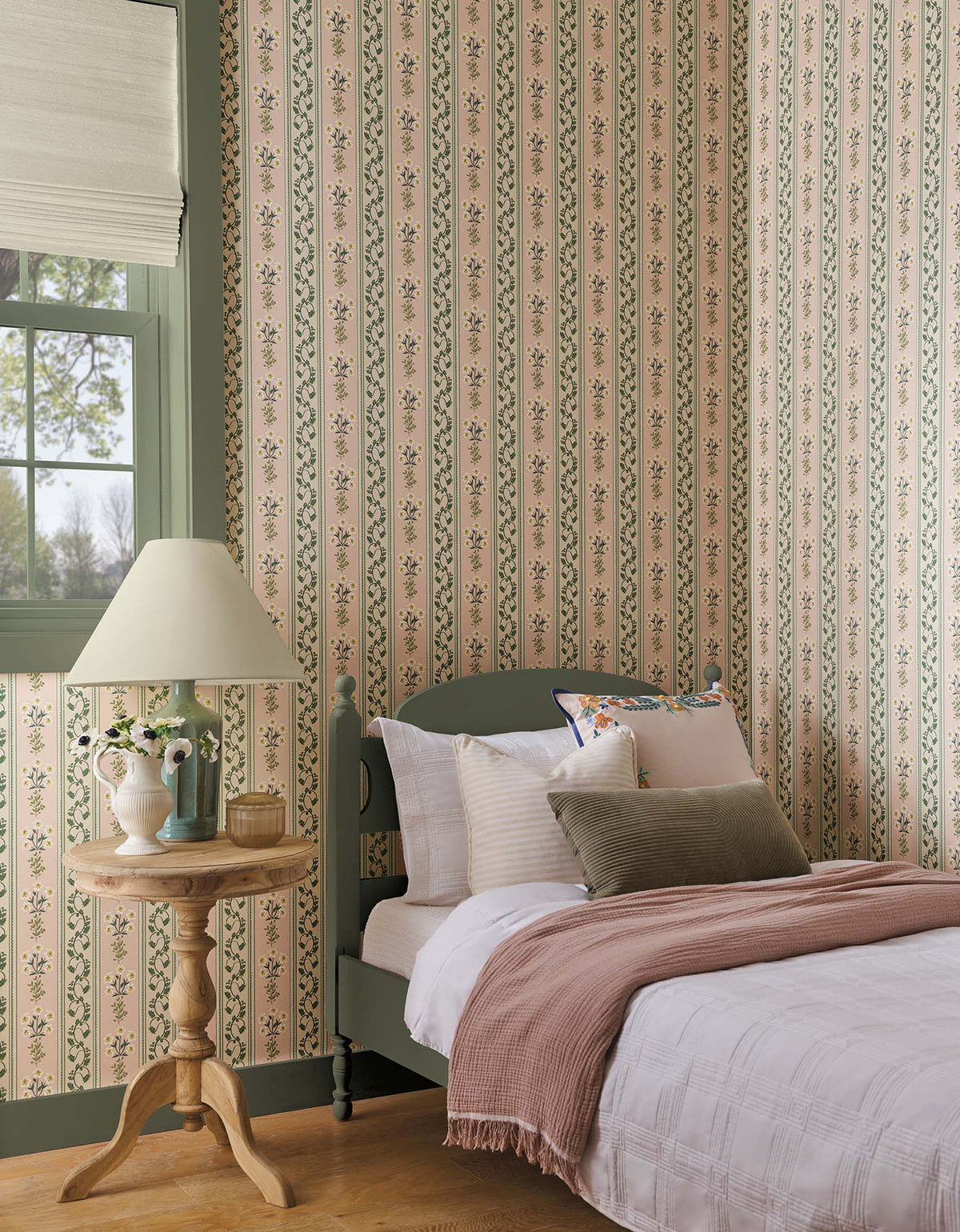 4212-84416-peel-and-stick-wallpaper-room-scene