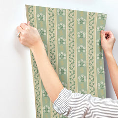 4212-84418-peel-and-stick-wallpaper-stick-application-step