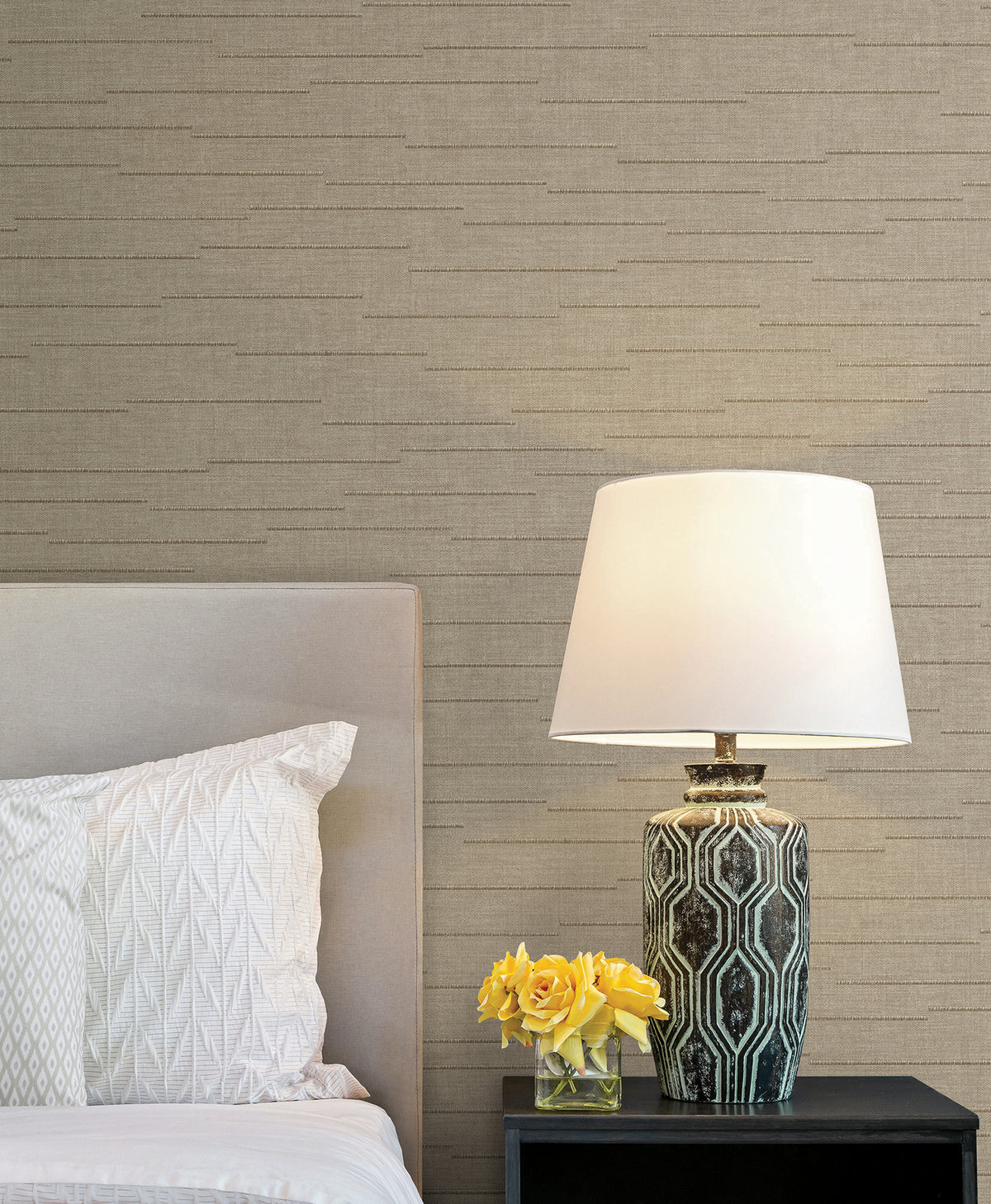 4228-84141-peel-and-stick-wallpaper-room-scene