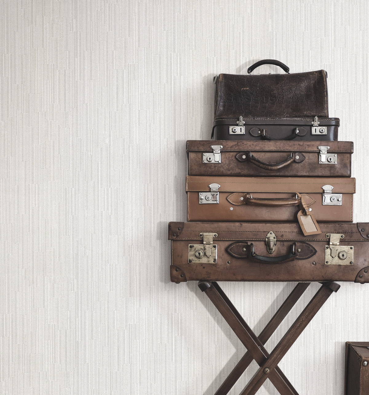 5852-peel-and-stick-wallpaper-room-scene-detail-closeup