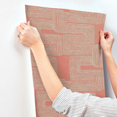 AG2031-peel-and-stick-wallpaper-stick-application-step