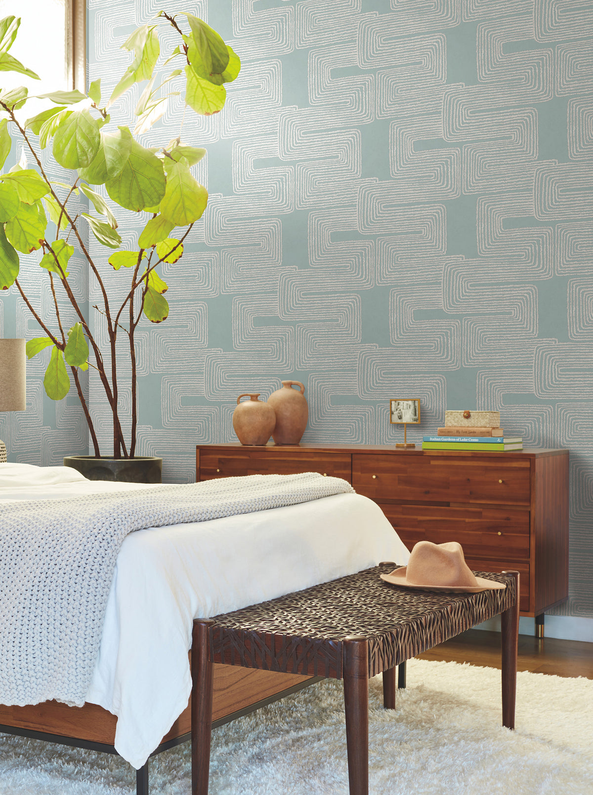AG2034-peel-and-stick-wallpaper-room-scene-detail-closeup