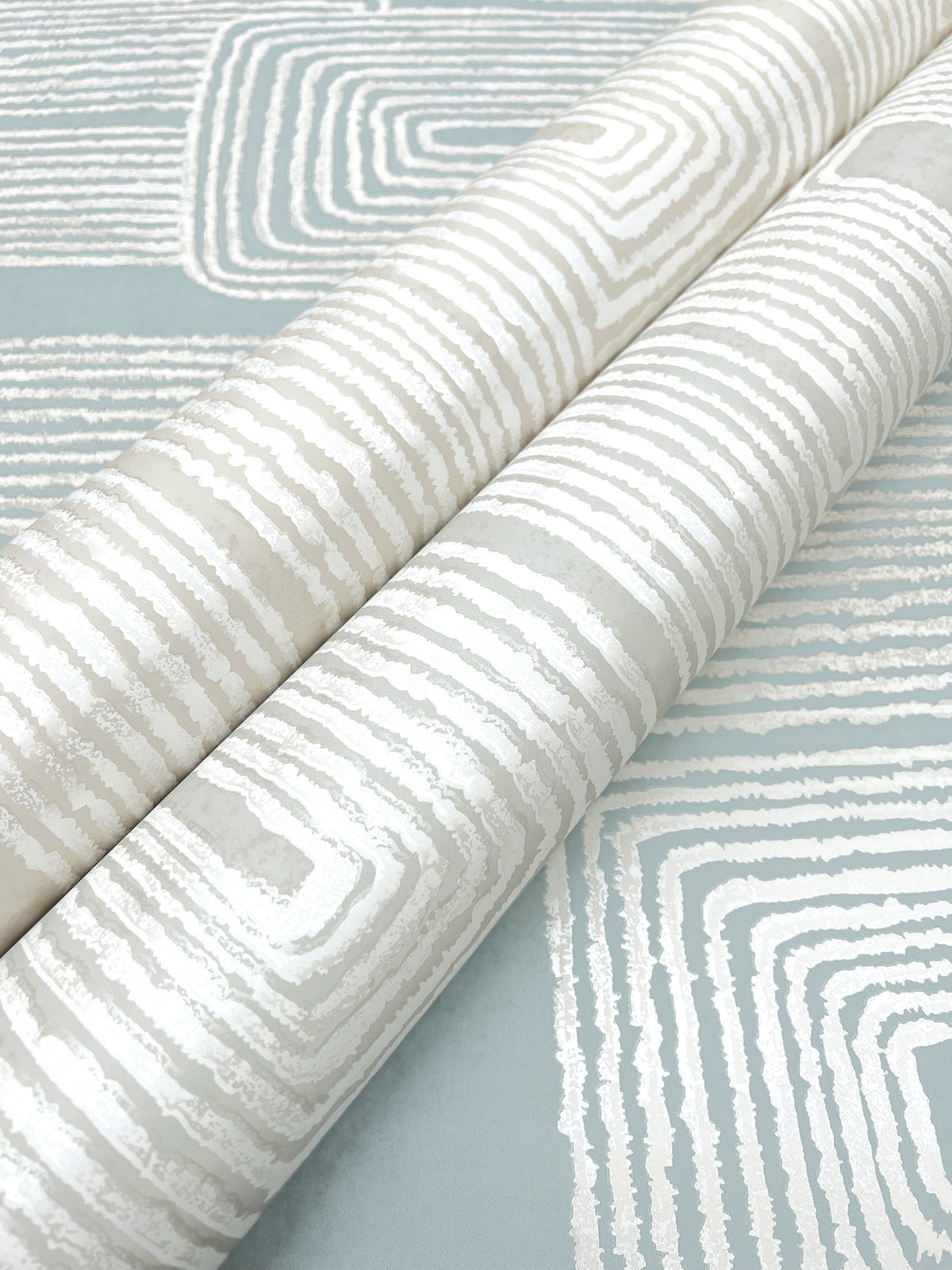 AG2035-peel-and-stick-wallpaper-detail-closeup