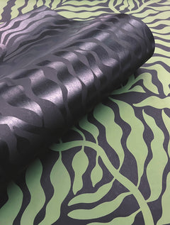 AG2062-peel-and-stick-wallpaper-detail-closeup-3