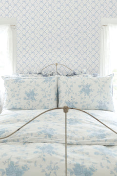 AST4168-peel-and-stick-wallpaper-room-scene-additional-view